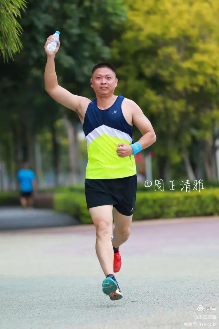 马拉松杯赛，祁连铁骑队与岭北海豚队鏖战，VAR改判成焦点！回归即成焦点-九游娱乐